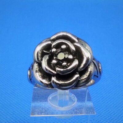 Bague en acier inoxydable chirurgical 316L, rose avec une pierre noire en zirconium au centre, style rock biker gothique 1