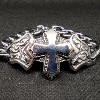 Bracelet gothique acier 316L, croix fléchée avec motif flamme, ajustable, style rock, biker, gothique