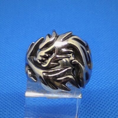 Bague alliance gothique plate motif dragon, ajustable