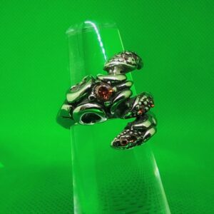 Bague alliance gothique en acier inoxydable chirurgical 316L, scorpion enroulé avec 7 brillants rouges, style rock, biker, gothique