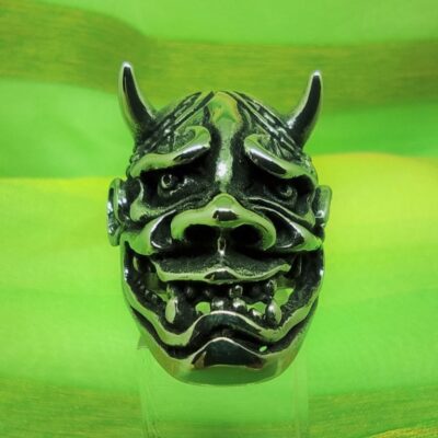 Bague gothique tête de démon japonais Yōkai (Oni)