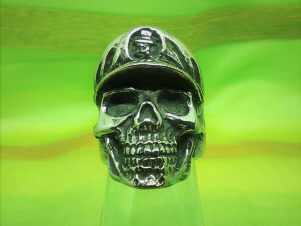Bague gothique en acier inoxydable chirurgical 316L, tête de mort ailée avec casquette, style rock, biker, gothique, punk