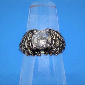 Bague alliance gothique en acier inoxydable chirurgical 316L, motif ailes d'ange avec un gros brillant en zirconium, style rock, biker, gothique
