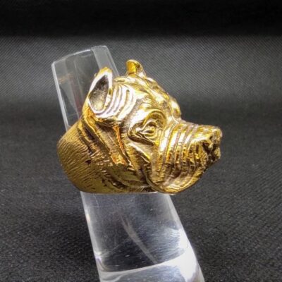 Bague gothique plaquée or tête chien Dogue