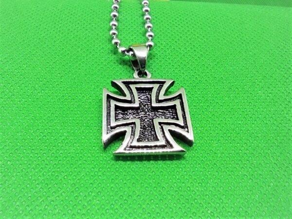 Pendentif acier double croix pattée teutonique, classique moderne rock