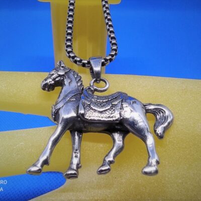 Pendentif classique cheval