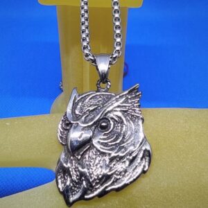 Pendentif gothique acier tête de hibou, style gothique rock biker animaux